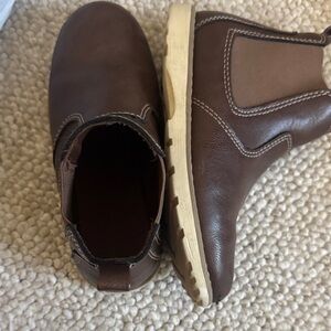 Kids Brown Chelsea Boots with Elastic Side Panels